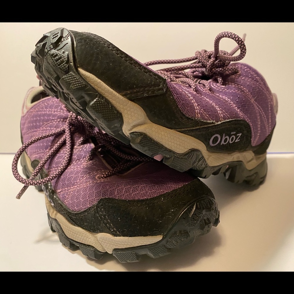 Oboz size womens 10 purple trail runner used